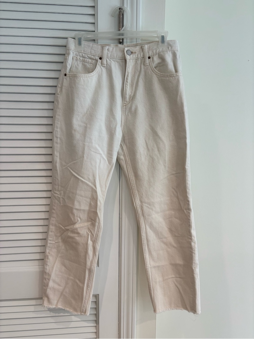 Old Navy Off-White Slouchy-Straight Jeans